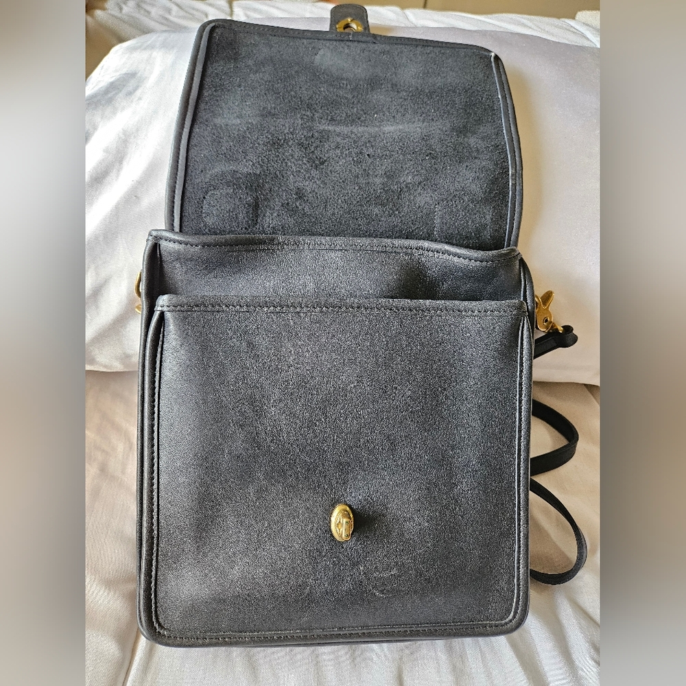 Coach Vintage Station Bag #5130 Navy Leather Crossbody w/ Hangtag - Picture 2 of 16